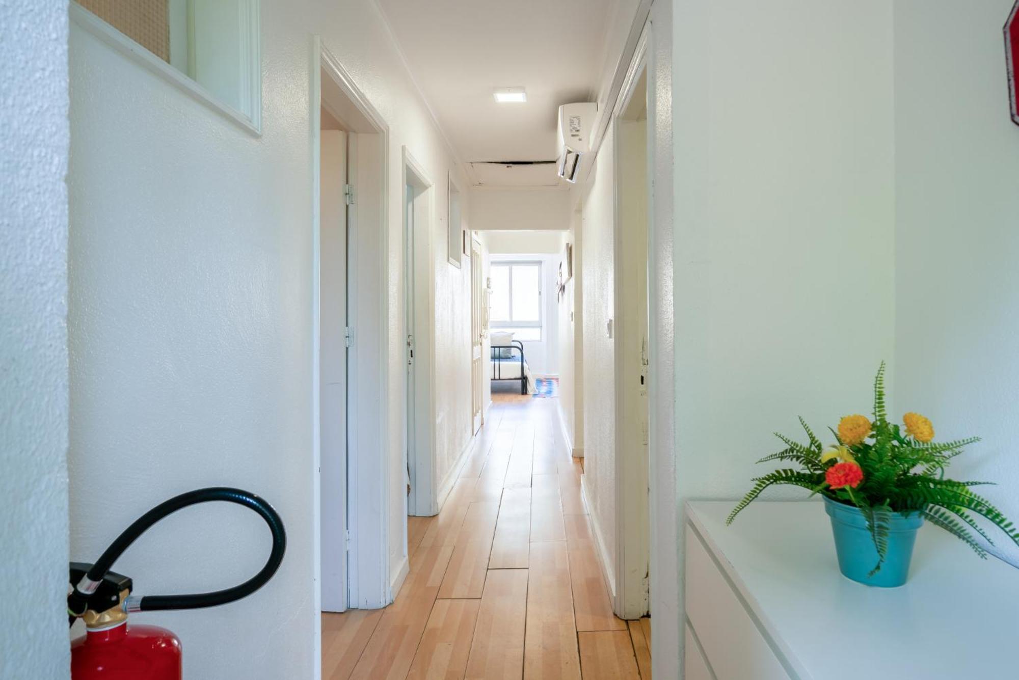 Апартаменты Host Wise - Large Flat W Terrace - Ace Location At Aliados Порту Экстерьер фото