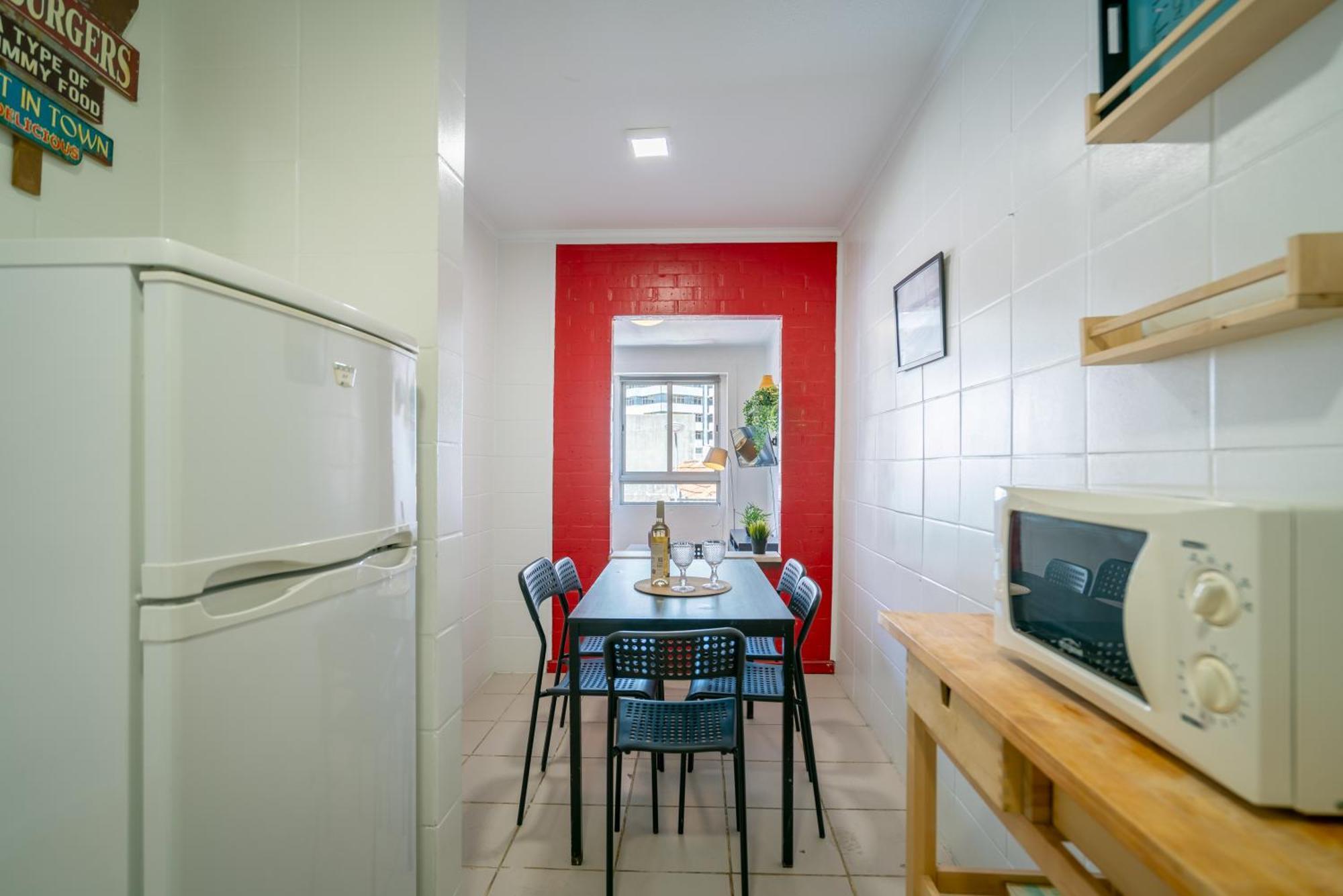 Апартаменты Host Wise - Large Flat W Terrace - Ace Location At Aliados Порту Экстерьер фото
