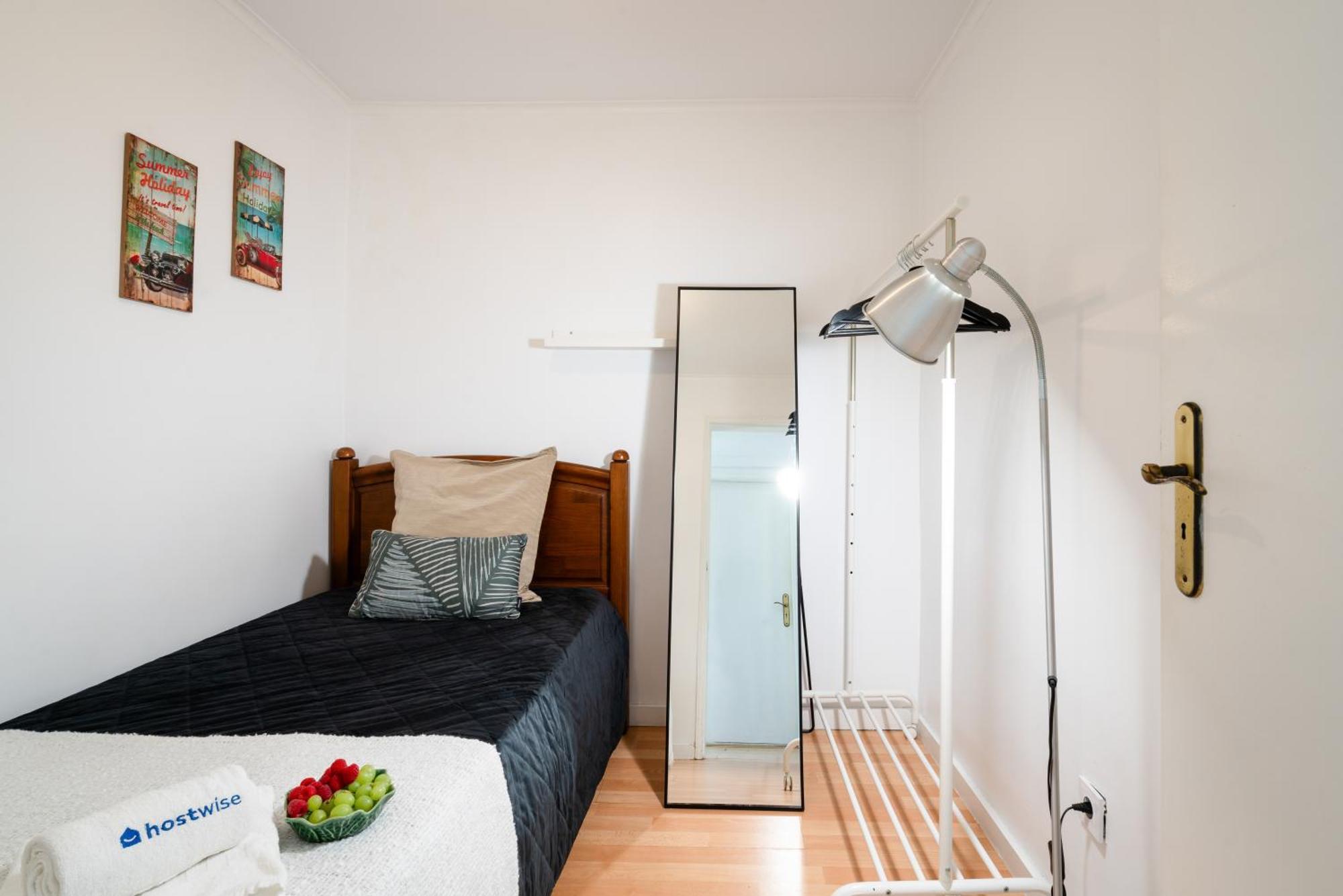 Апартаменты Host Wise - Large Flat W Terrace - Ace Location At Aliados Порту Экстерьер фото