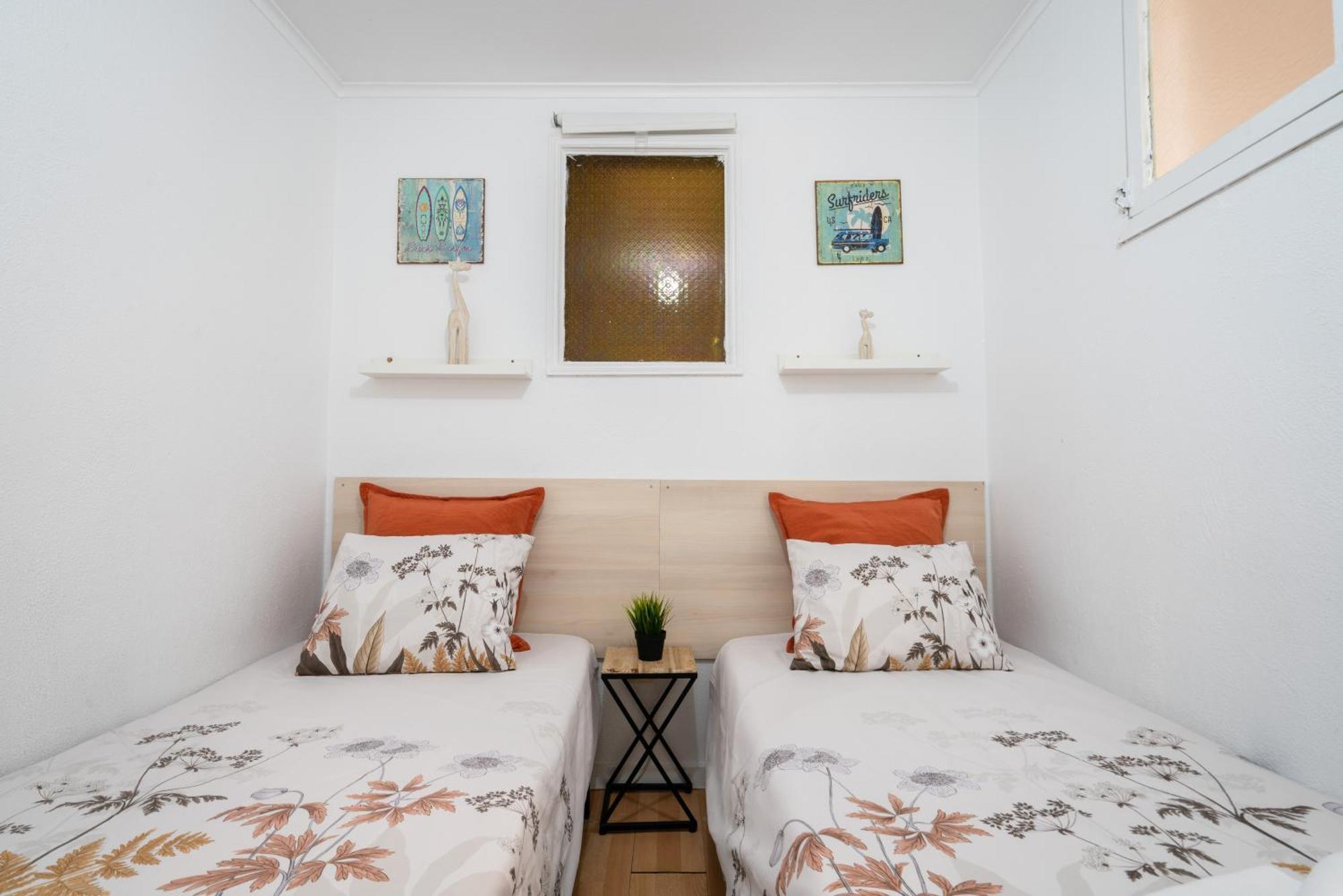 Апартаменты Host Wise - Large Flat W Terrace - Ace Location At Aliados Порту Экстерьер фото