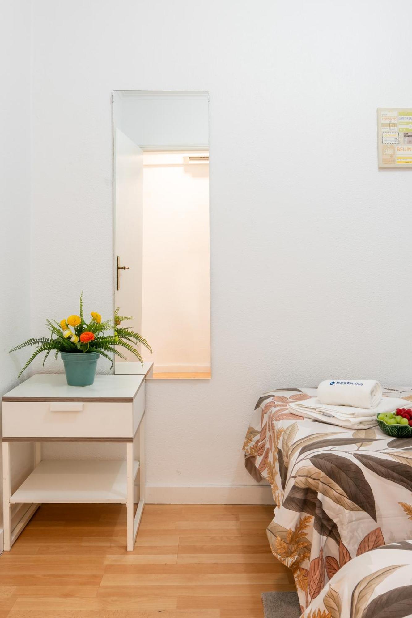 Апартаменты Host Wise - Large Flat W Terrace - Ace Location At Aliados Порту Экстерьер фото