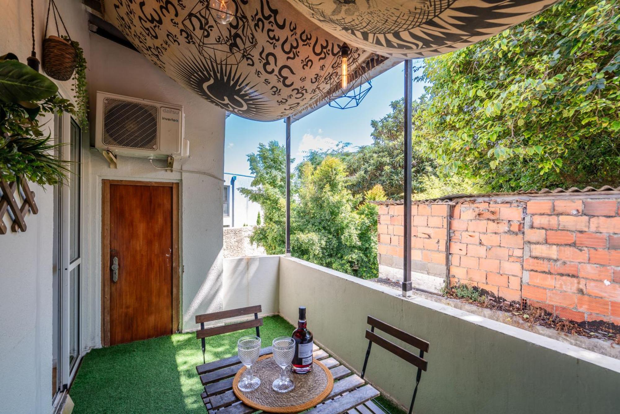 Апартаменты Host Wise - Large Flat W Terrace - Ace Location At Aliados Порту Экстерьер фото